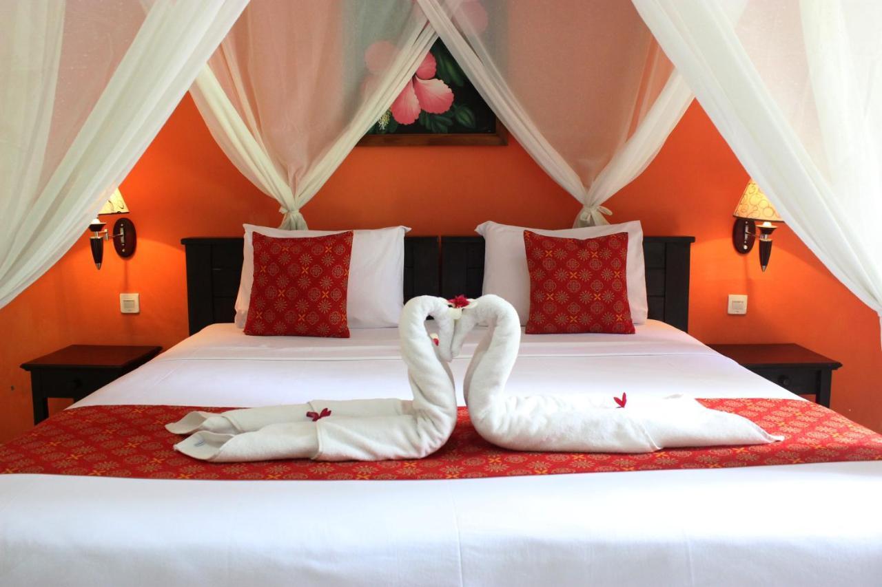 Giri Sari Guest House Pemuteran Exteriör bild